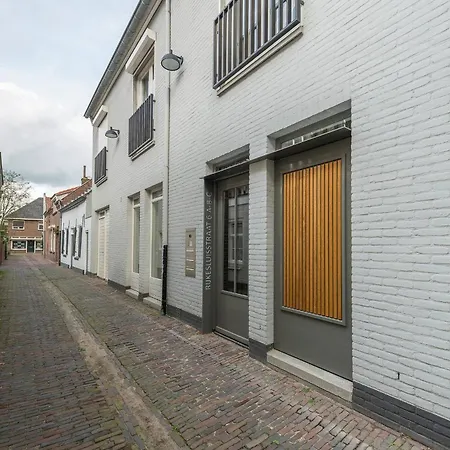 6c New Renovated Apartement Oirschot